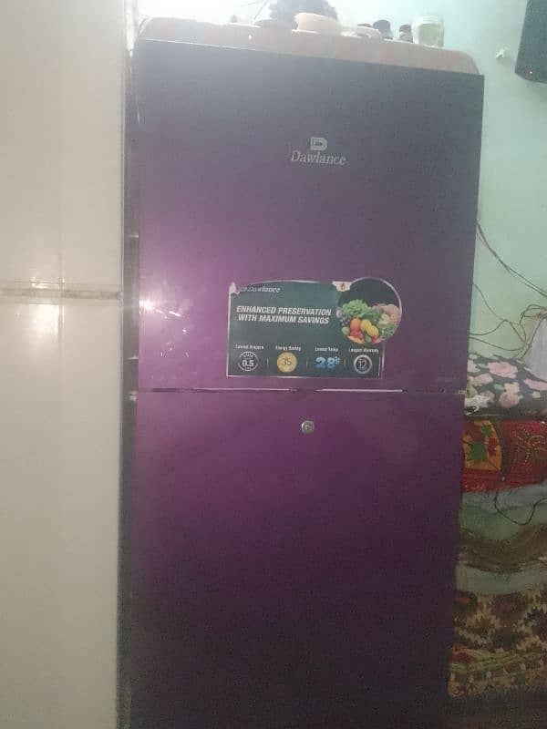 Dawlance fridge medium size new condition 0