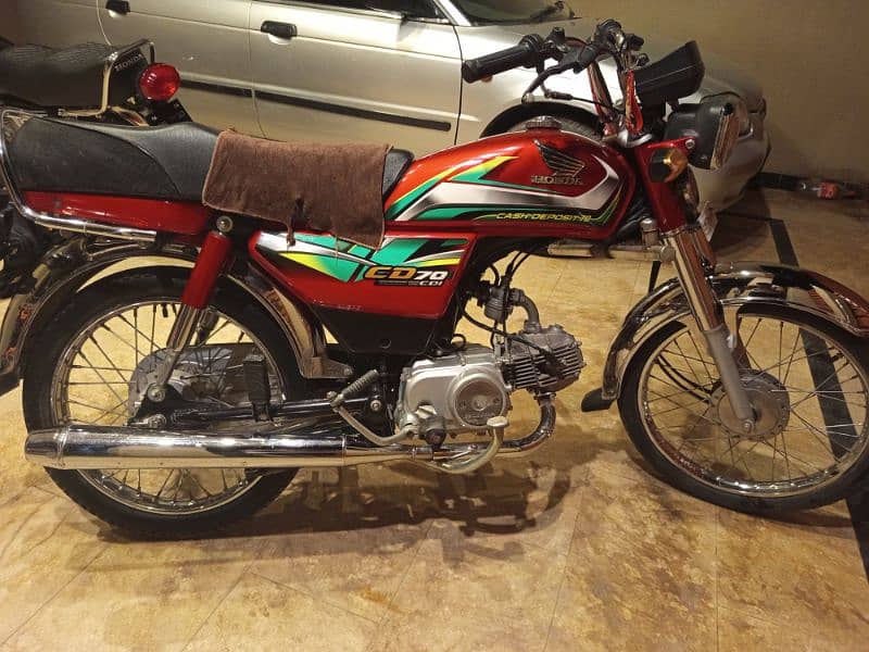 Honda CD 70  model 2022 0