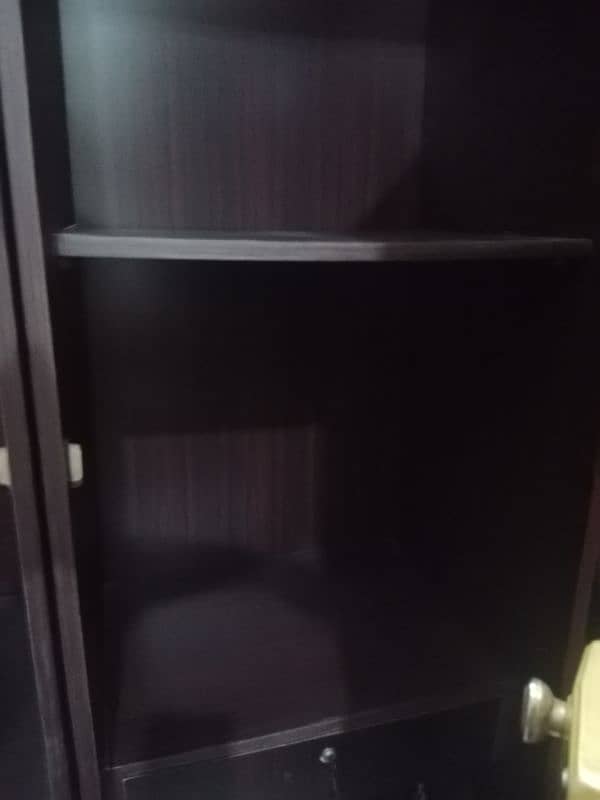 cupboard in perfect condition 6