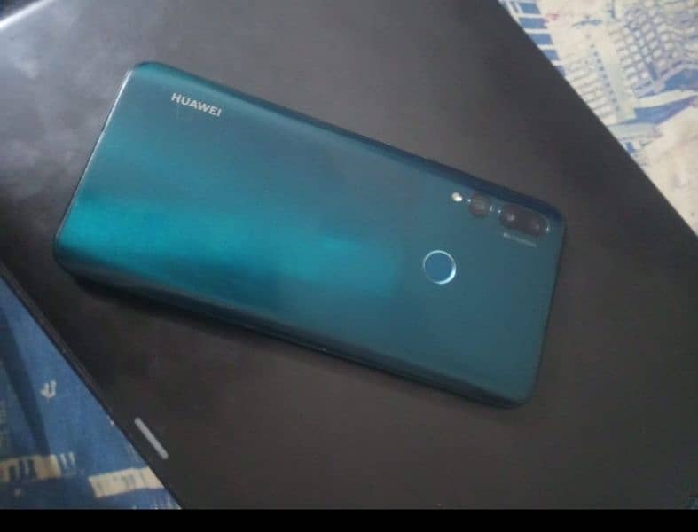 Huawei y9 prime pop-up camera 4/128 1