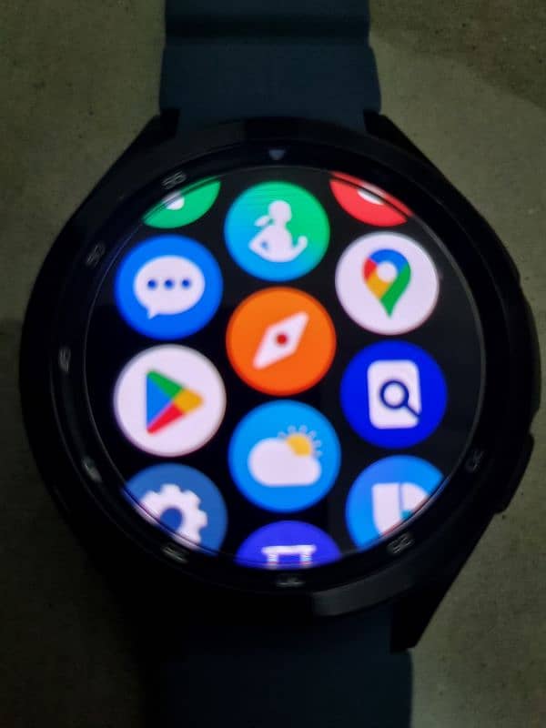 Samsung Galaxy Watch 4 Classic / Samsung Galaxy Buds 2 4