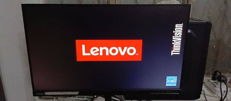 Lenovo ThinkVision T24i-10 Boarderless 24" LED 10/10 condition. 1