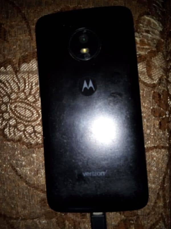 moto e4 2/16 2