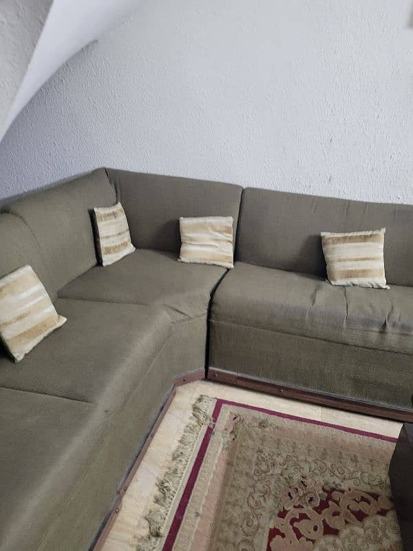 L shaped 6 seater sofa 0