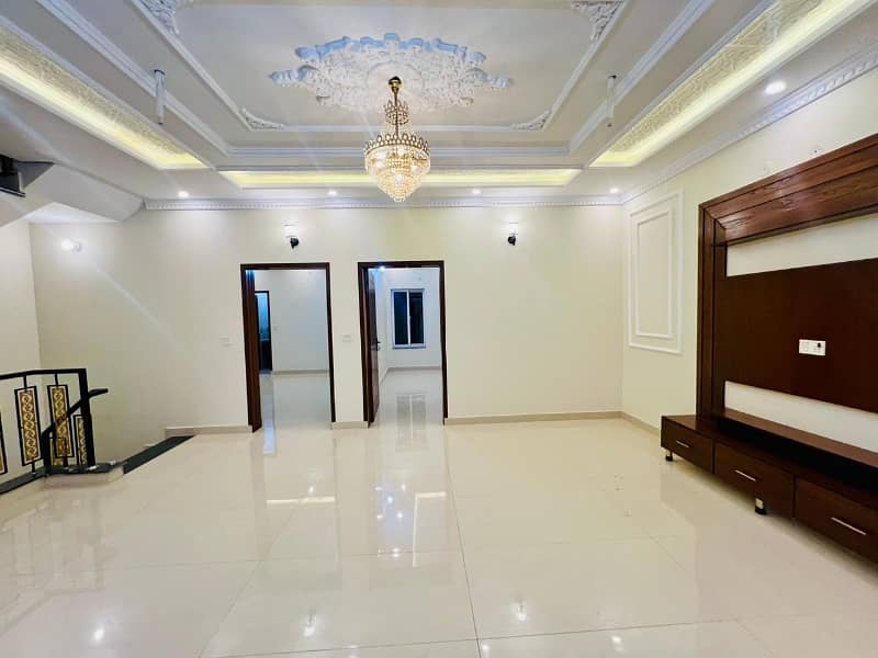 10 Marla Brand New Lower Portion Available For Rent In Sukh Chayn Garden Near Bahria Town Lahore 1