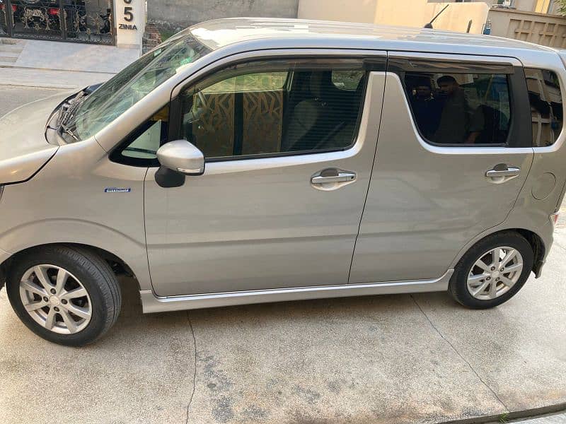 Suzuki Wagon R Stingray 2018/2023 5