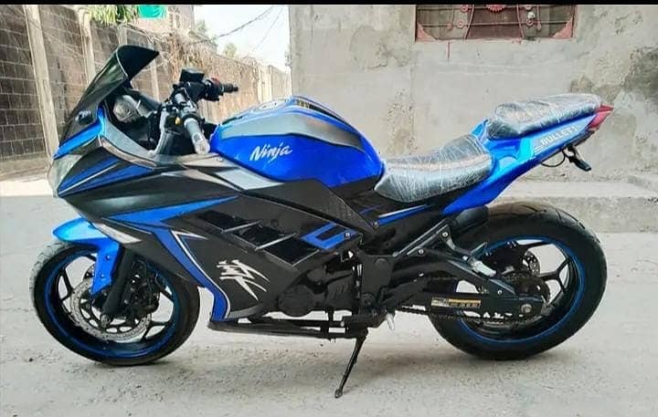 Kawasaki Ninja ZX300 2017 0