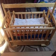 Bay cot. Excellent condition.