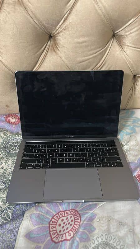 Macbook Pro 2018 | 8/256 | 1