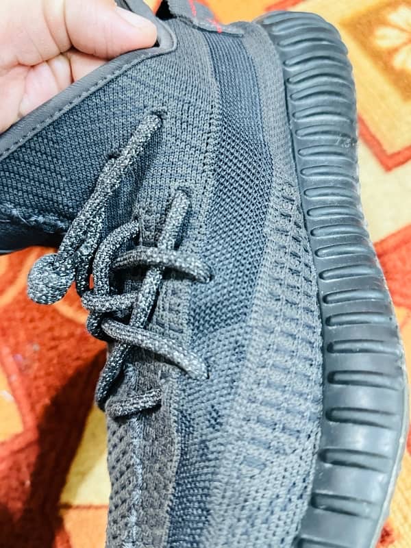 yeezy 350 V2 Black 3