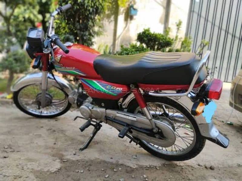 Honda 70 new condition single hand use bike 0