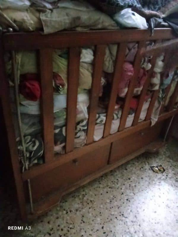 baby cot condition new 1