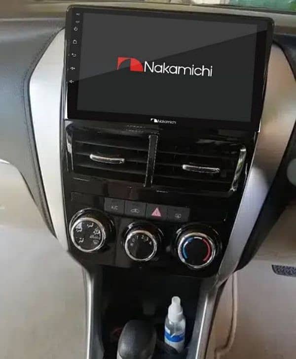 NAKAMICHI ANDROID LCD TOUCHSCREEN PANEL APPLE CARPLAY - Toyota Honda 3