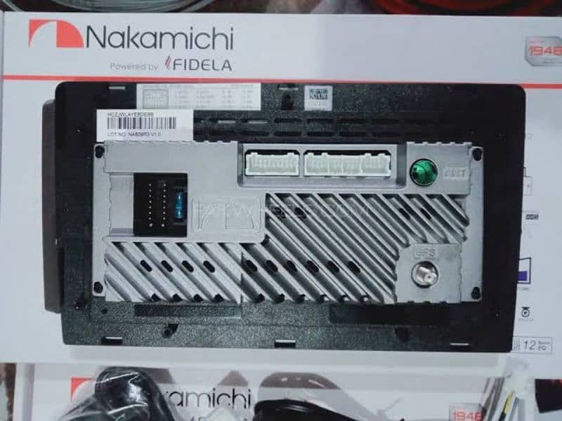 NAKAMICHI ANDROID LCD TOUCHSCREEN PANEL APPLE CARPLAY - Toyota Honda 4