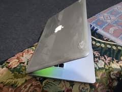 Macbook pro mid 2010 Core i5 4GB Ram /320GB Hard condition A plus