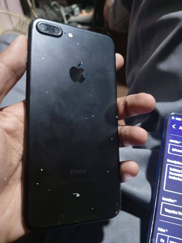 iphone 7plus 128gb non pta watsap number 03136379119 2