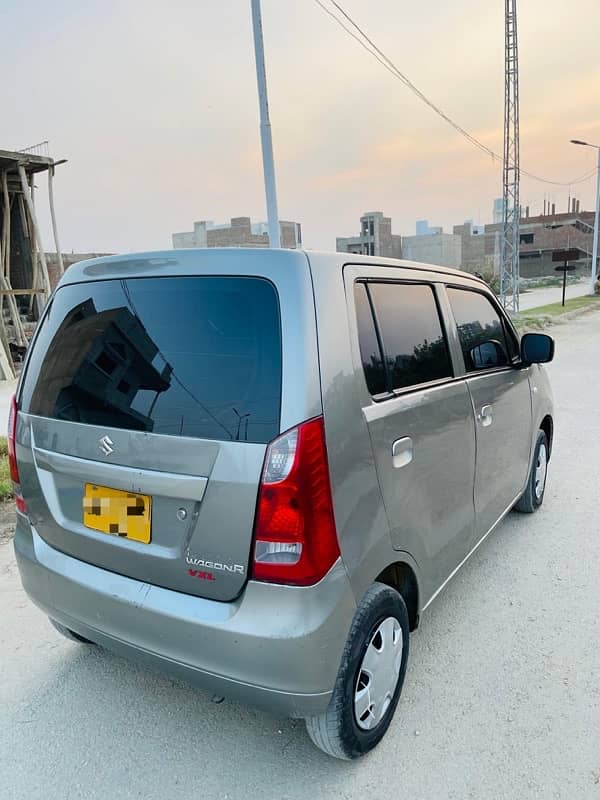 Suzuki Wagon R VXL 2014 1