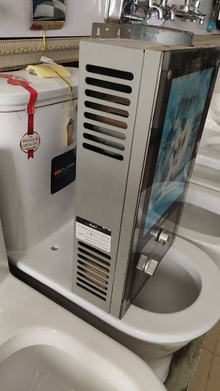 Nas Gas 8 Liter Instant Geyser In Excellent Condition For Sale 4