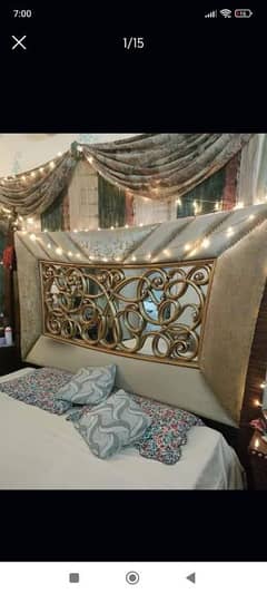 Modern style bed set