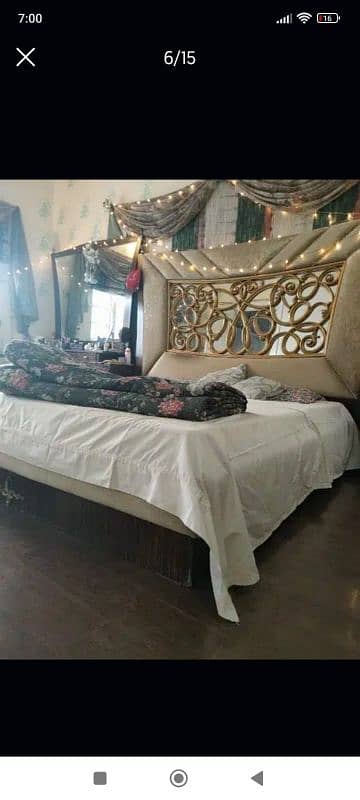 Modern style bed set 1