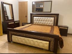 Elegant double bed set few months used