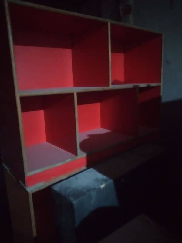 کتابوں والی دوکان کا فرنیچر اور  ریک برائے فروخت۔ 9