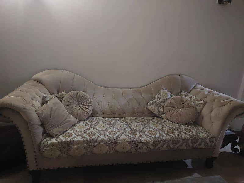 seven seater sofa molt foam almost new 1