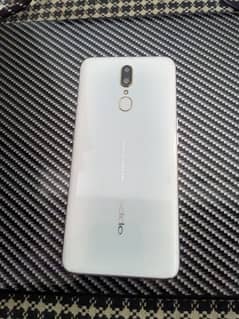 oppo f11 with box coundtion 10.9