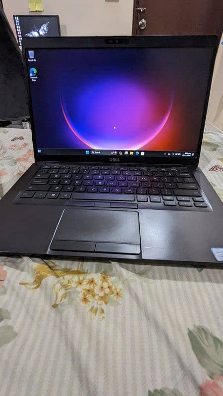 Dell Latitude 5400 Laptop 1