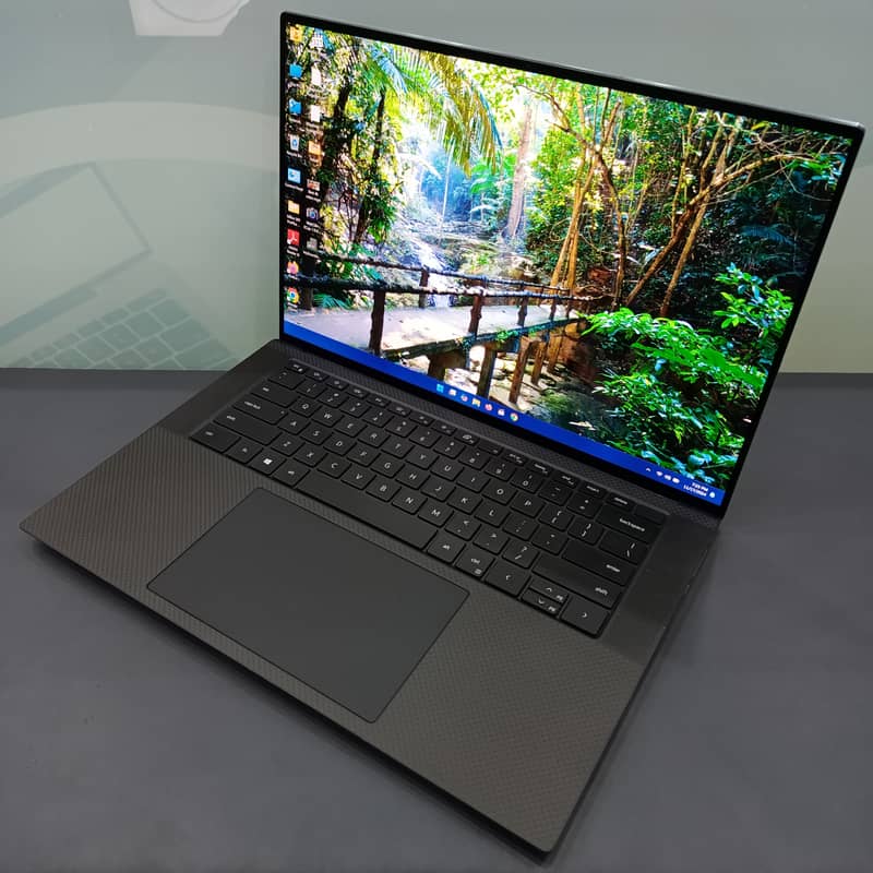 Dell Precision 5550 |i9-108850H|32GB RAM|1TB|4K|Touch Screen|4GB Card 2