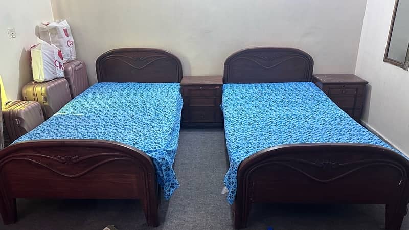 2x Single Bed with Metris …Condition 9/10 1