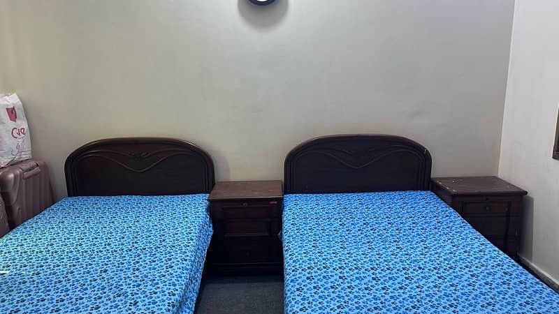 2x Single Bed with Metris …Condition 9/10 2