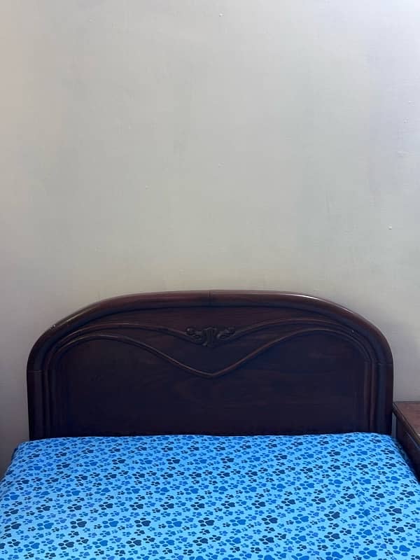 2x Single Bed with Metris …Condition 9/10 3