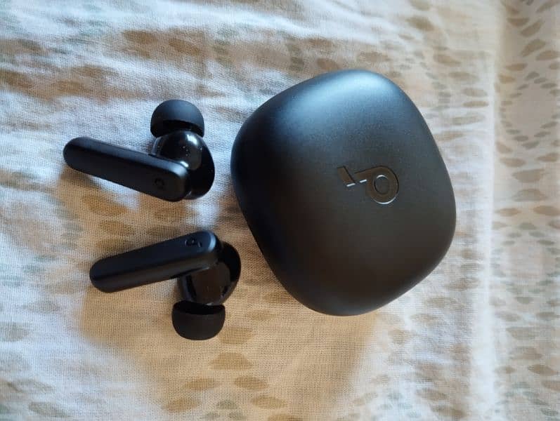 Anker soundcore r50i earbuds 1