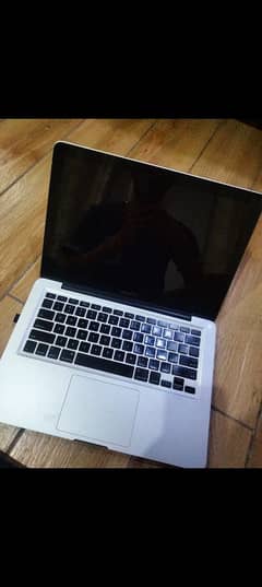 Apple Mackbook Pro