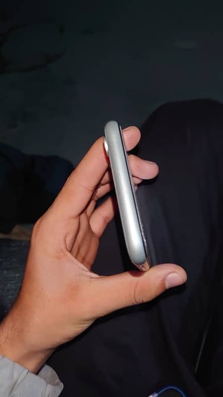 IPhone XR non pta eSIM working 1