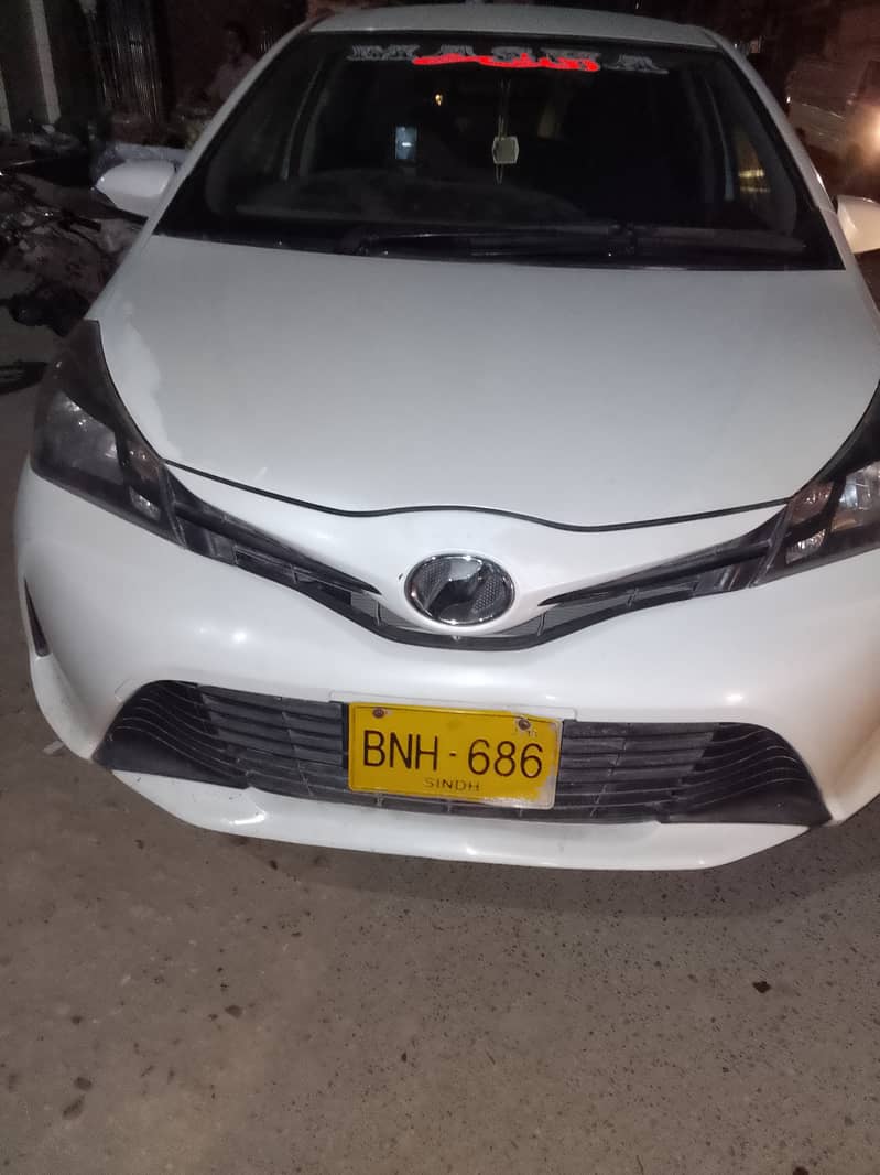 Toyota vitz 2015 :18 3