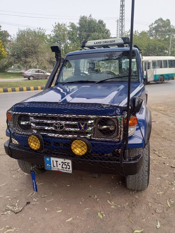 Toyota Land Cruiser 1987 rkr jeep bj 70 0