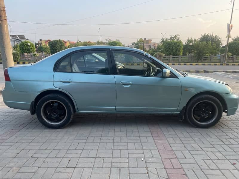 Honda Civic Oriel 2001 4