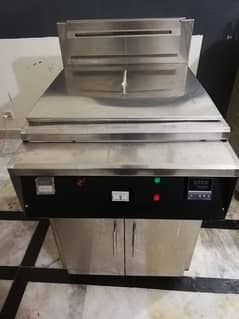 32 Litre Deep Fryer in excellent condition