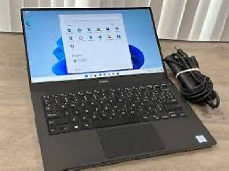 Dell XPS 13 i5 7th gen 1