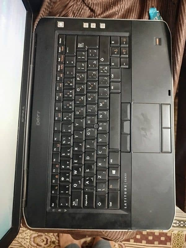 Dell Latitude E5430 vpro 1