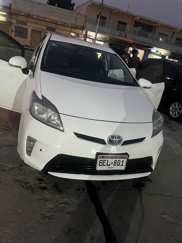 Toyota Prius 2012 s touring 1.8 5