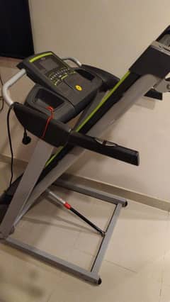 Advance Fitness Treadmill with Auto Incline