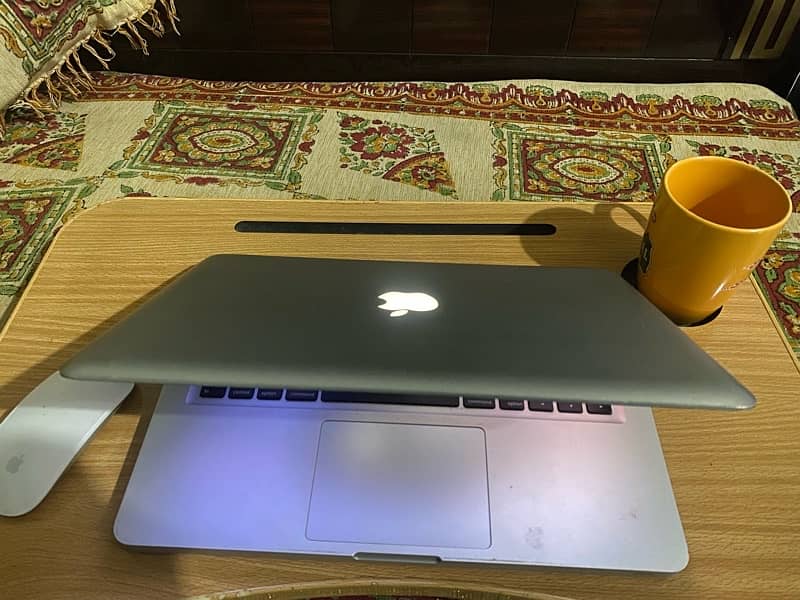 Macbook Pro 13Inch Mid 2012 8GB Ram i5 10/10 Condition Scratchless 5