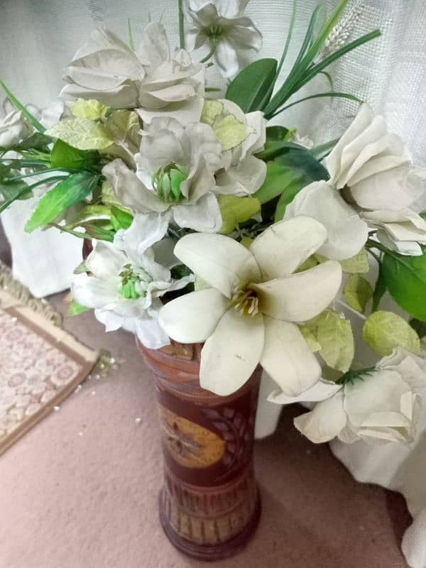 artificial flower plant with Vase. 2