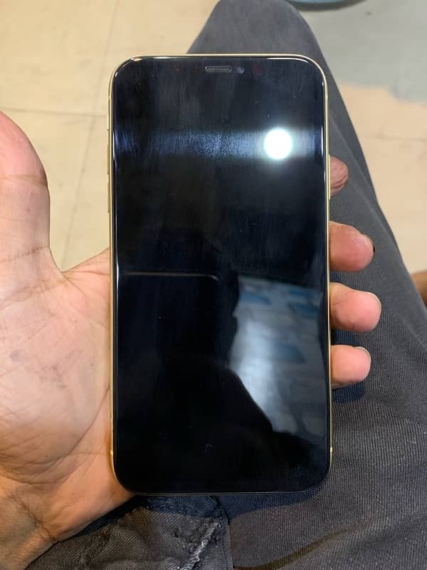 iPhone XR non pta 2