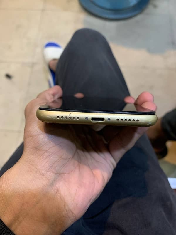 iPhone XR non pta 4