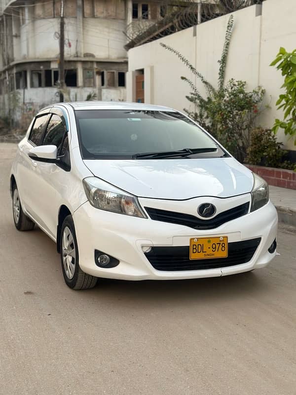 Toyota Vitz automatic model 2011 reg 2015 b to b original guaranteed 2