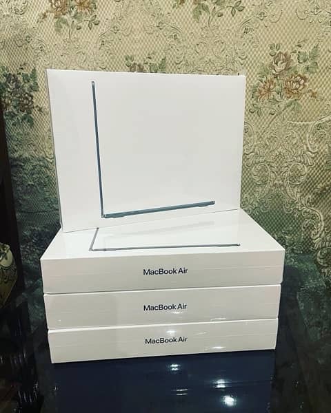 Brand New Macbook Air M3 13-inch 0